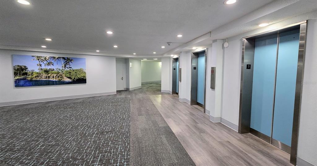 5855 MIDNIGHT PASS ROAD UNIT 3