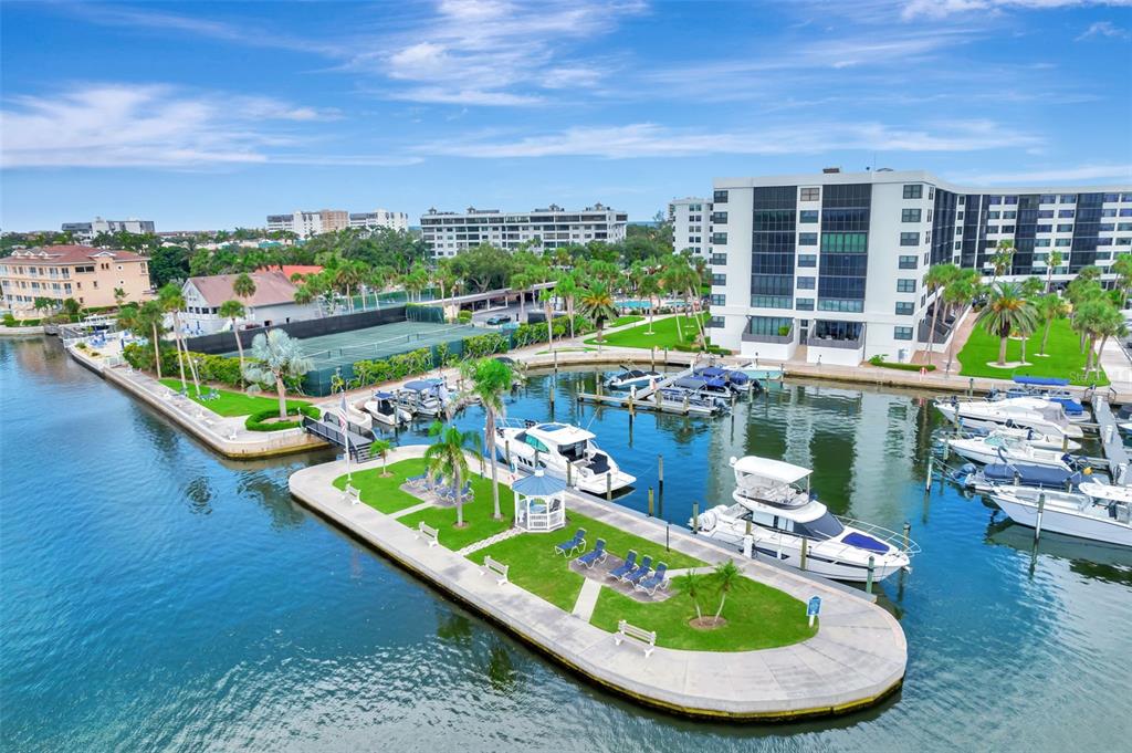5855 MIDNIGHT PASS ROAD UNIT 3