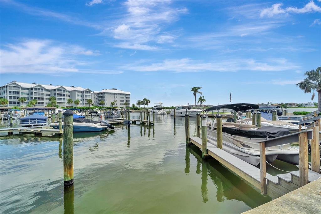 5855 MIDNIGHT PASS ROAD UNIT 3