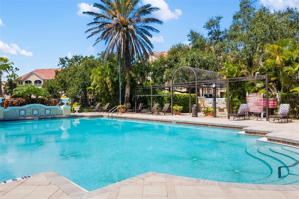4142 CENTRAL SARASOTA PARKWAY 