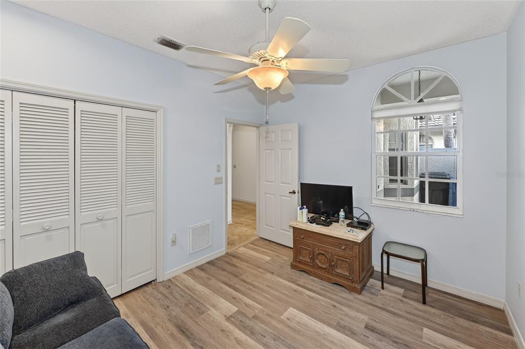 5633 E LONG COMMON COURT UNIT 
