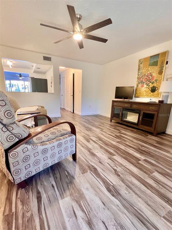 984 SUNRIDGE DRIVE UNIT J3