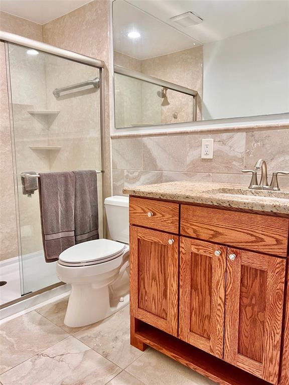 984 SUNRIDGE DRIVE UNIT J3
