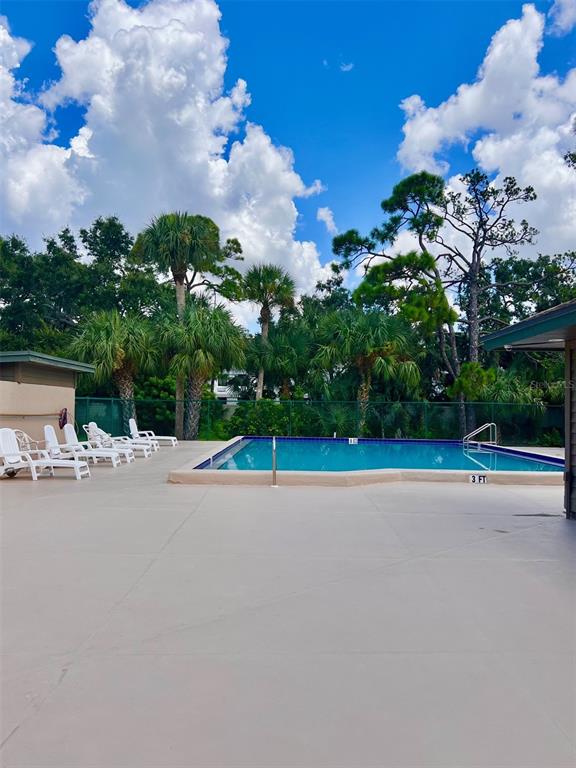 984 SUNRIDGE DRIVE UNIT J3