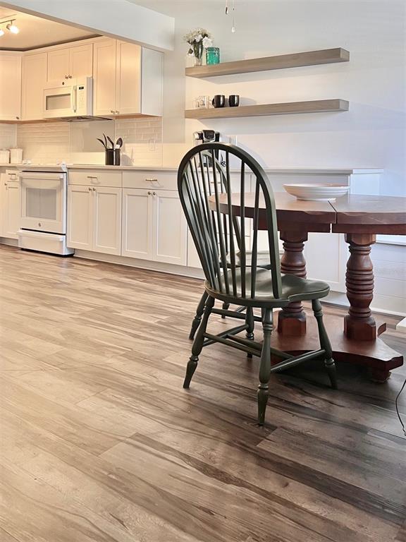 984 SUNRIDGE DRIVE UNIT J3