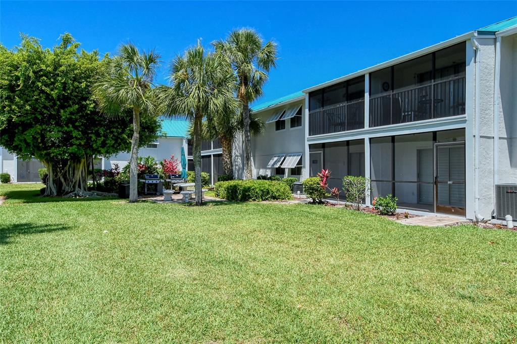 5641 MIDNIGHT PASS ROAD UNIT 9