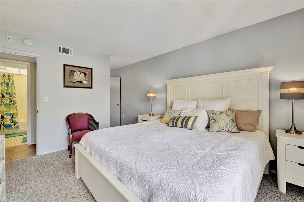 6157 MIDNIGHT PASS ROAD UNIT E