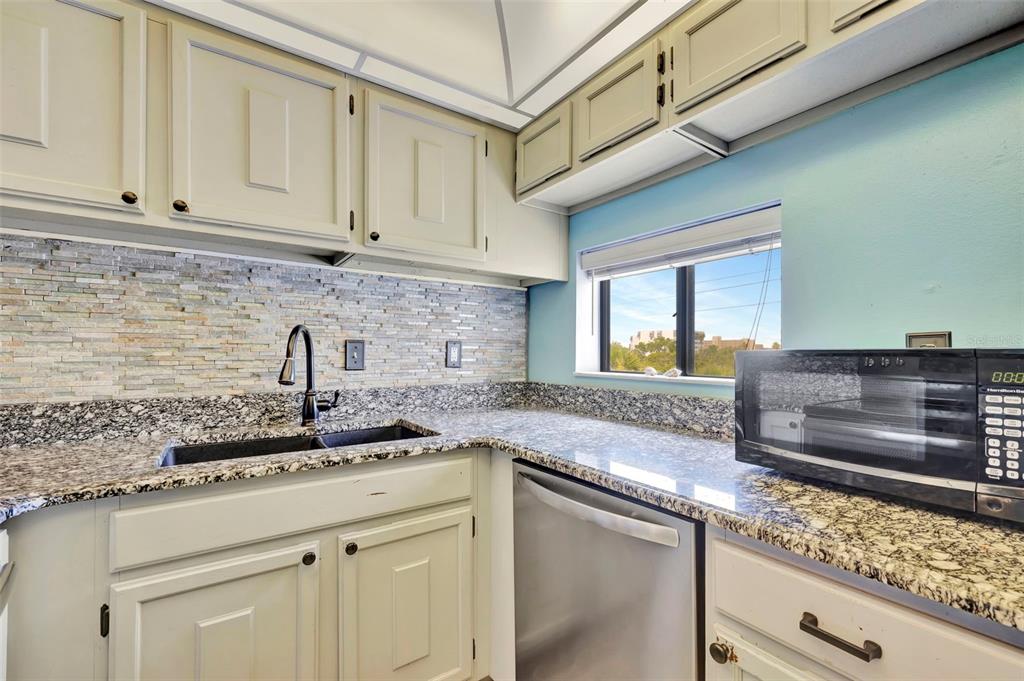 6157 MIDNIGHT PASS ROAD UNIT E