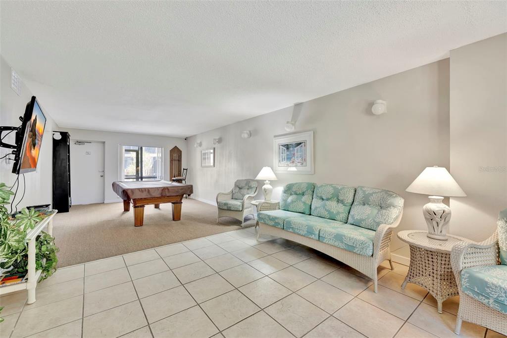 6157 MIDNIGHT PASS ROAD UNIT E