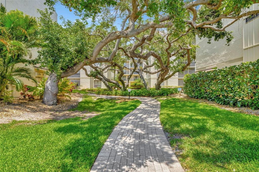 6157 MIDNIGHT PASS ROAD UNIT E