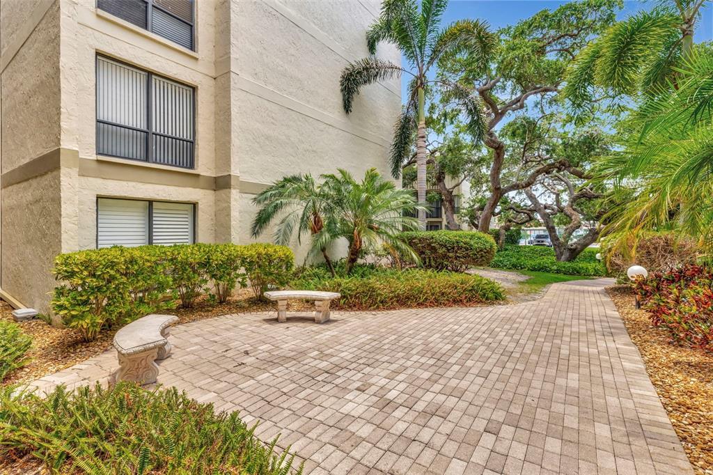 6157 MIDNIGHT PASS ROAD UNIT E