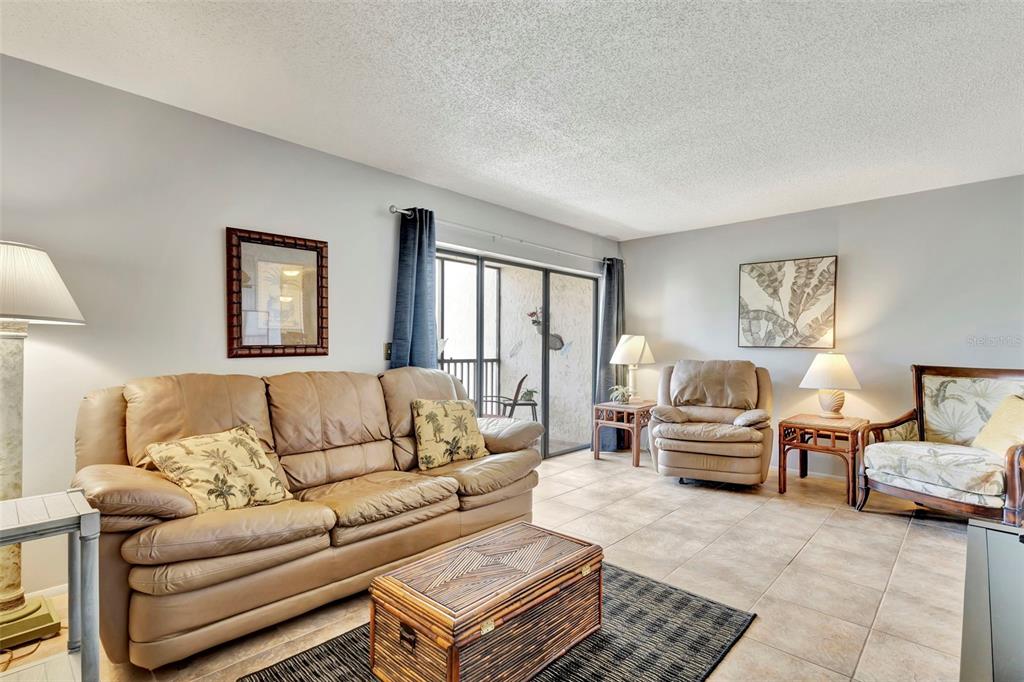 6157 MIDNIGHT PASS ROAD UNIT E