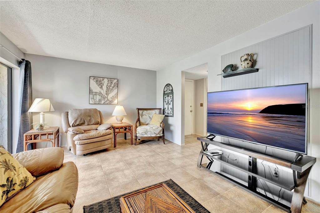 6157 MIDNIGHT PASS ROAD UNIT E