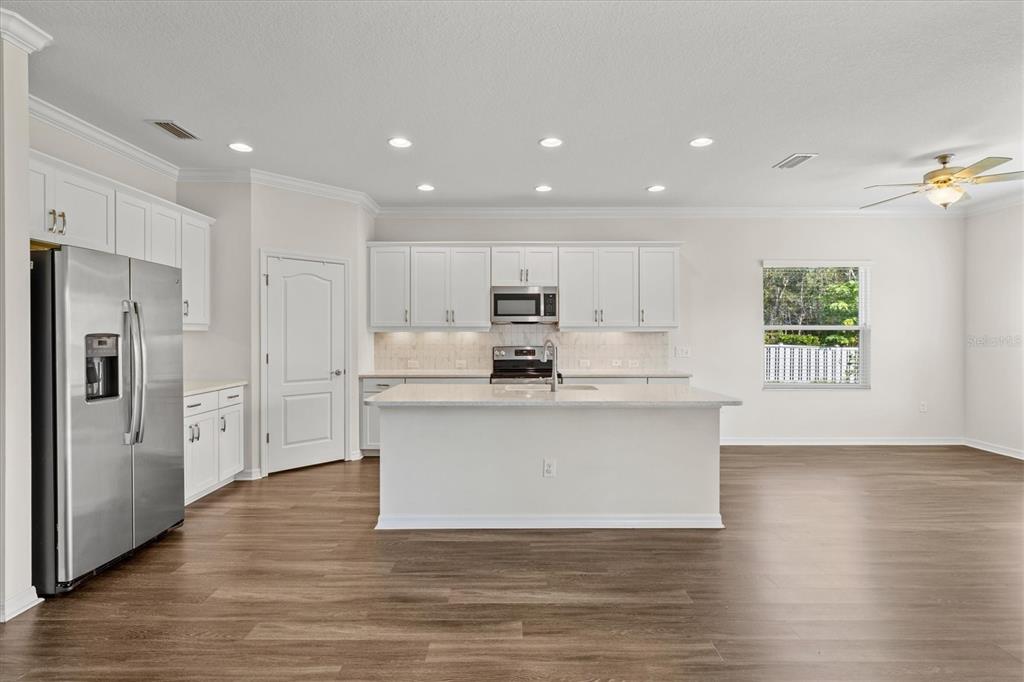 128 AVENS DR