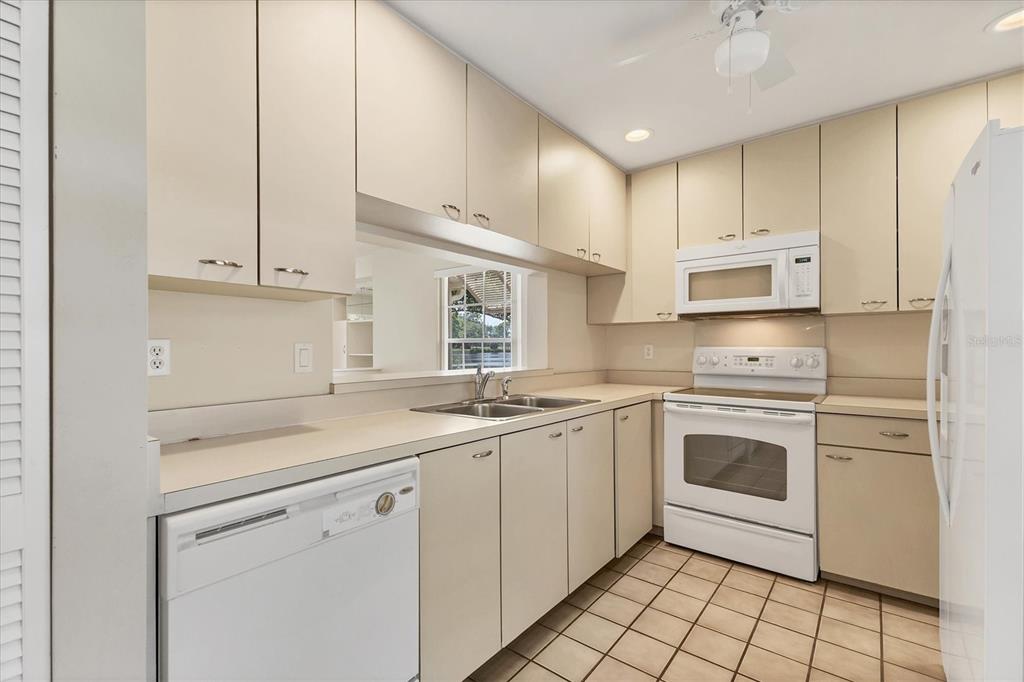 3244 RINGWOOD MEADOW UNIT 77
