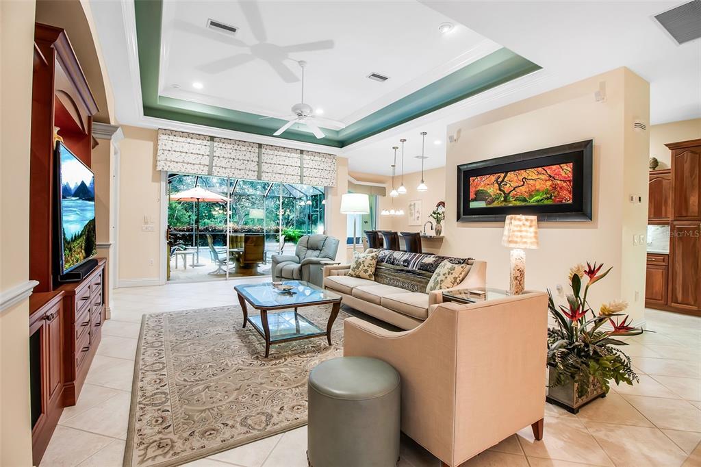 21 BAYHEAD LANE
