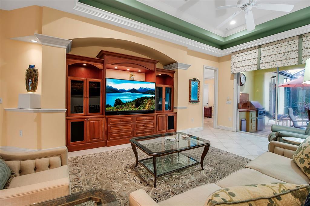 21 BAYHEAD LANE