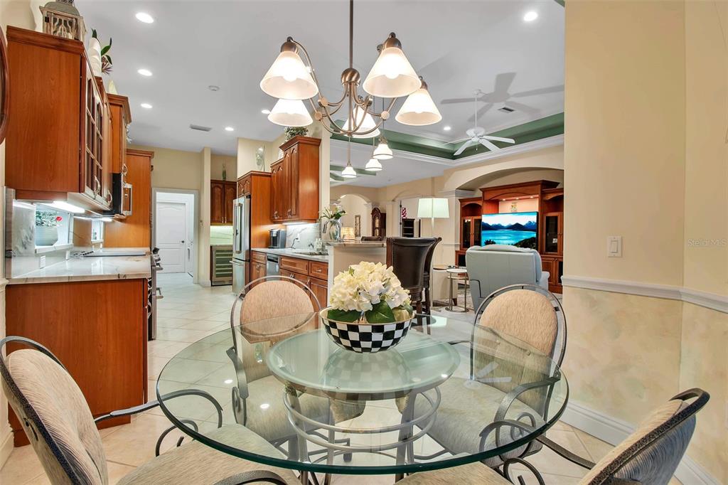 21 BAYHEAD LANE