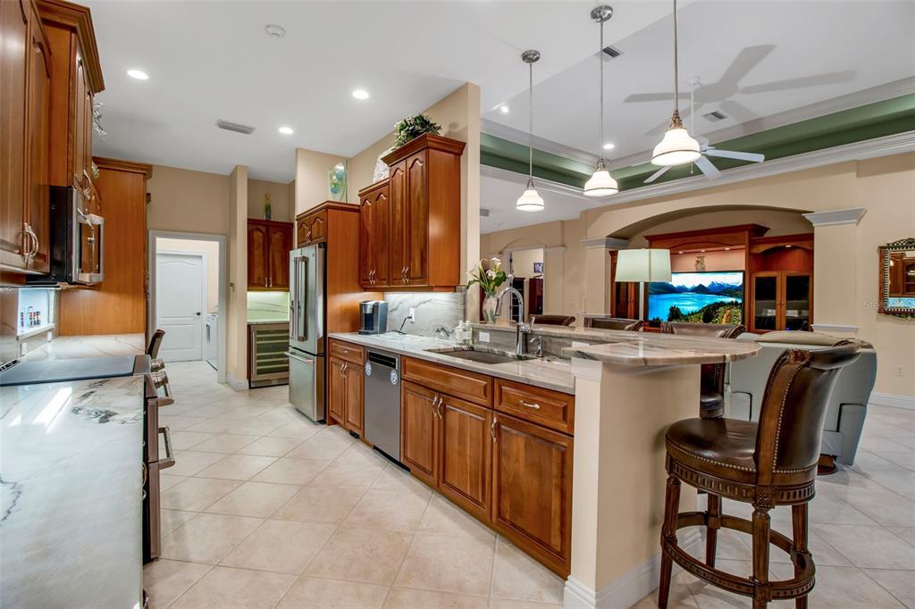 21 BAYHEAD LANE