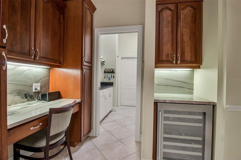21 BAYHEAD LANE