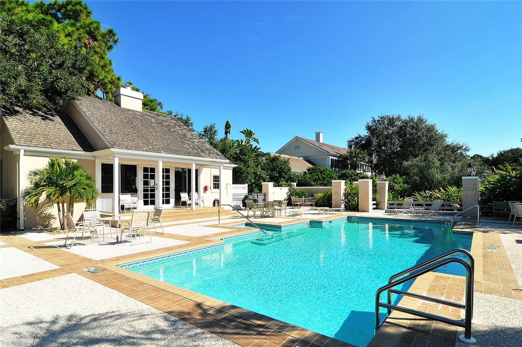 21 BAYHEAD LANE