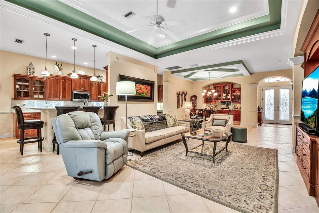 21 BAYHEAD LANE