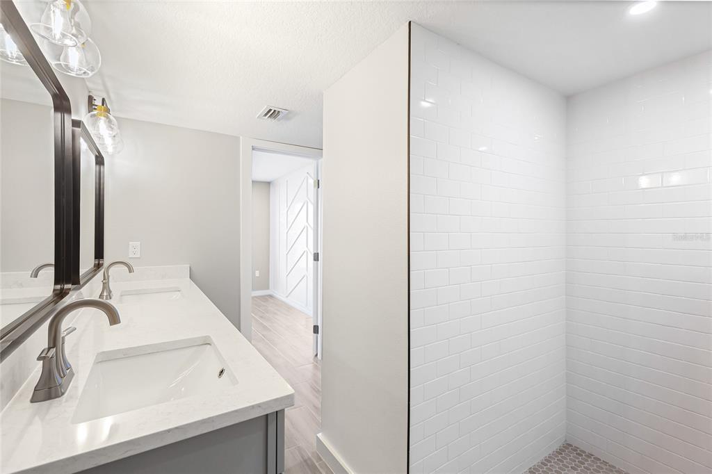 4444 NARRAGANSET TRAIL UNIT 96