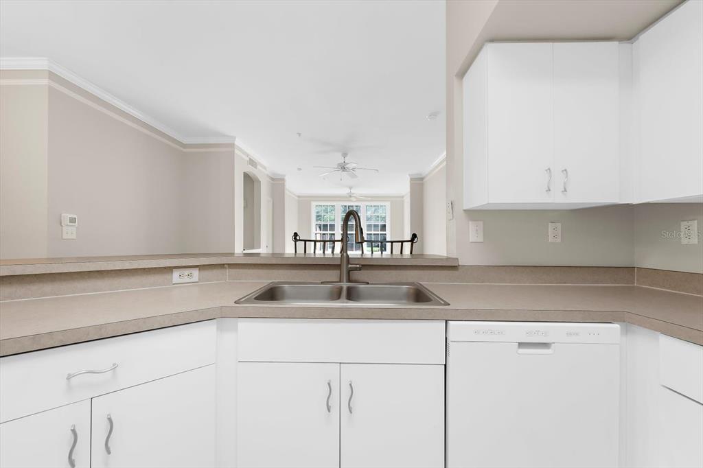 4106 CENTRAL SARASOTA PARKWAY 