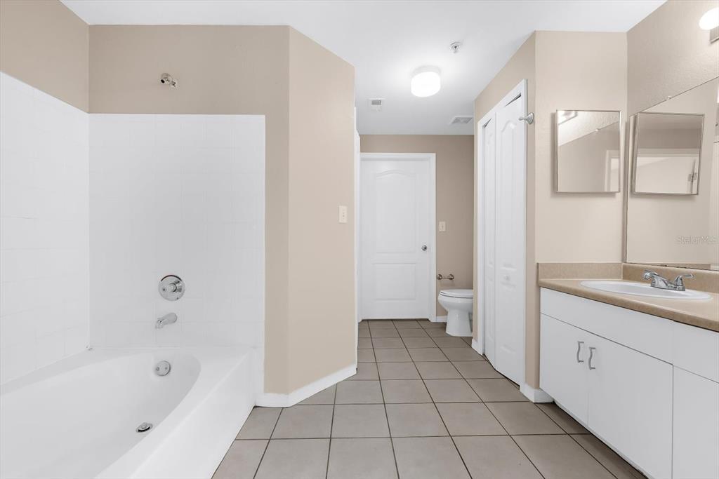 4106 CENTRAL SARASOTA PARKWAY 