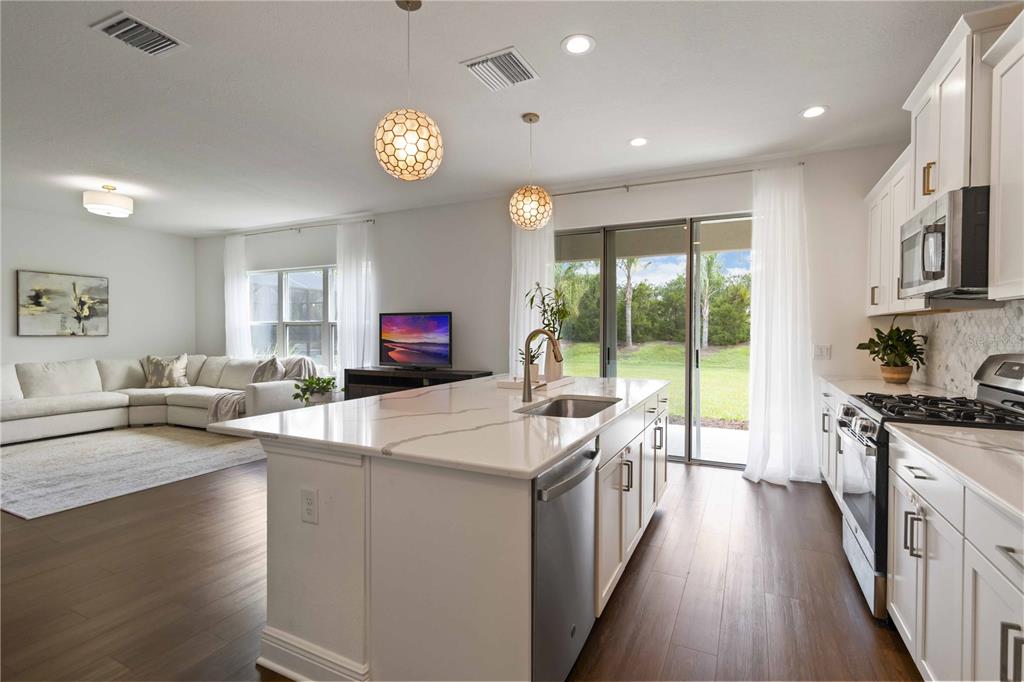 10109 CANAVERAL CIRCLE