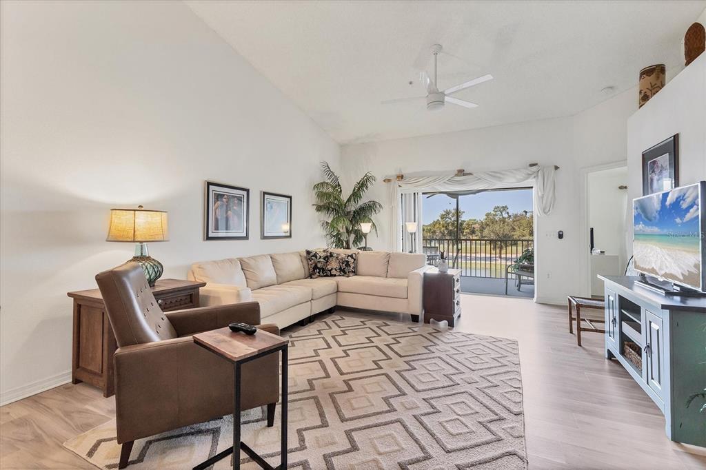 5240 HYLAND HILLS AVENUE UNIT 