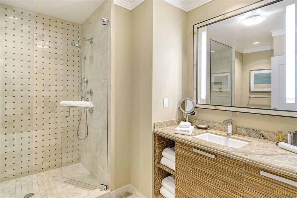 915 SEASIDE DRIVE UNIT 607, We