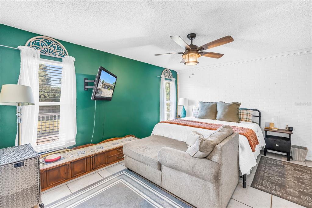 4078 GROVELAND AVENUE