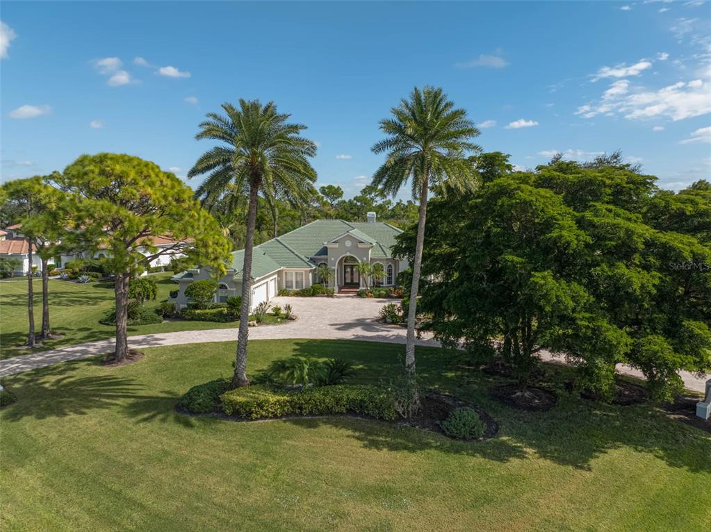 538 DOVE POINTE DRIVE