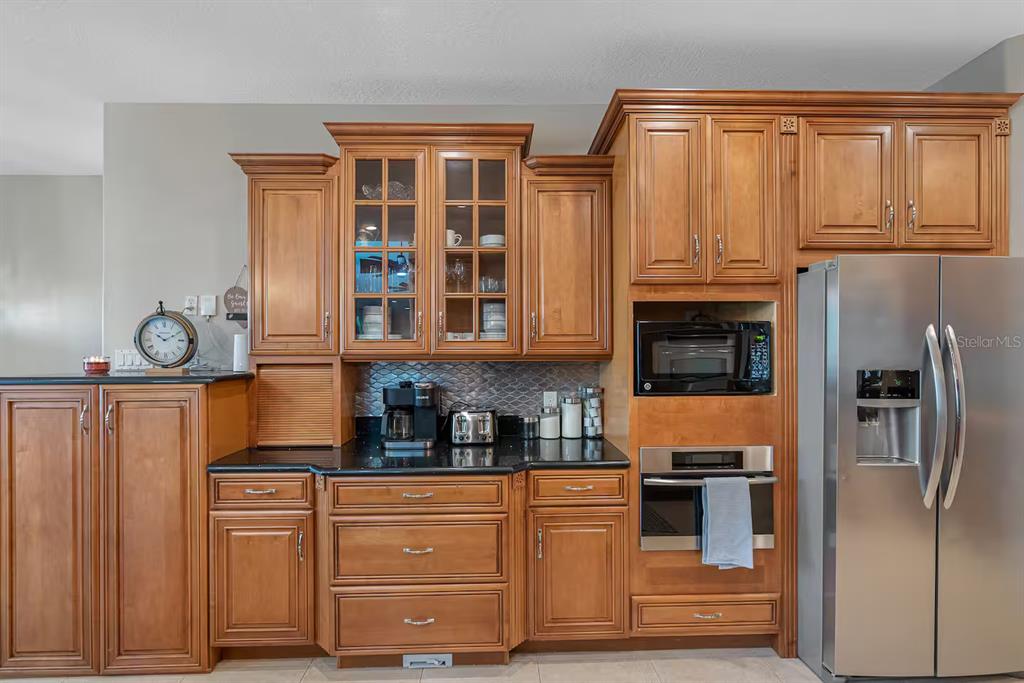 151 LAKESIDE DRIVE gallery image #13