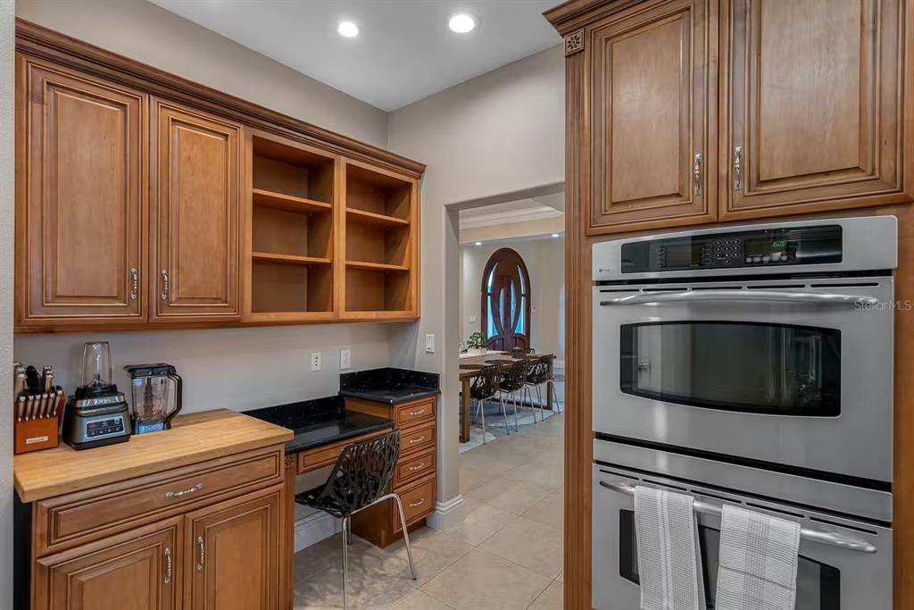 151 LAKESIDE DRIVE gallery image #16