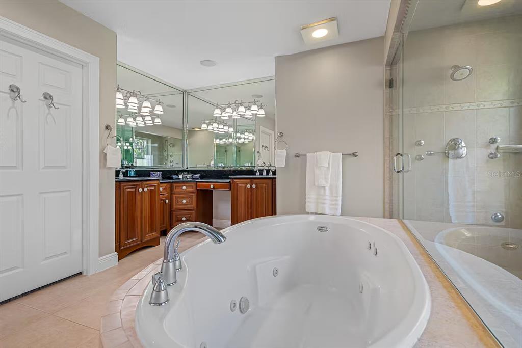151 LAKESIDE DRIVE gallery image #31