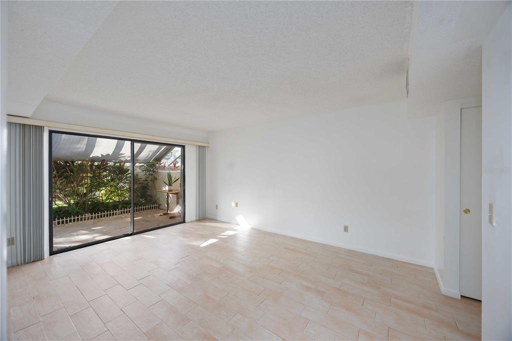 2767 HORSESHOE COURT UNIT Q-3