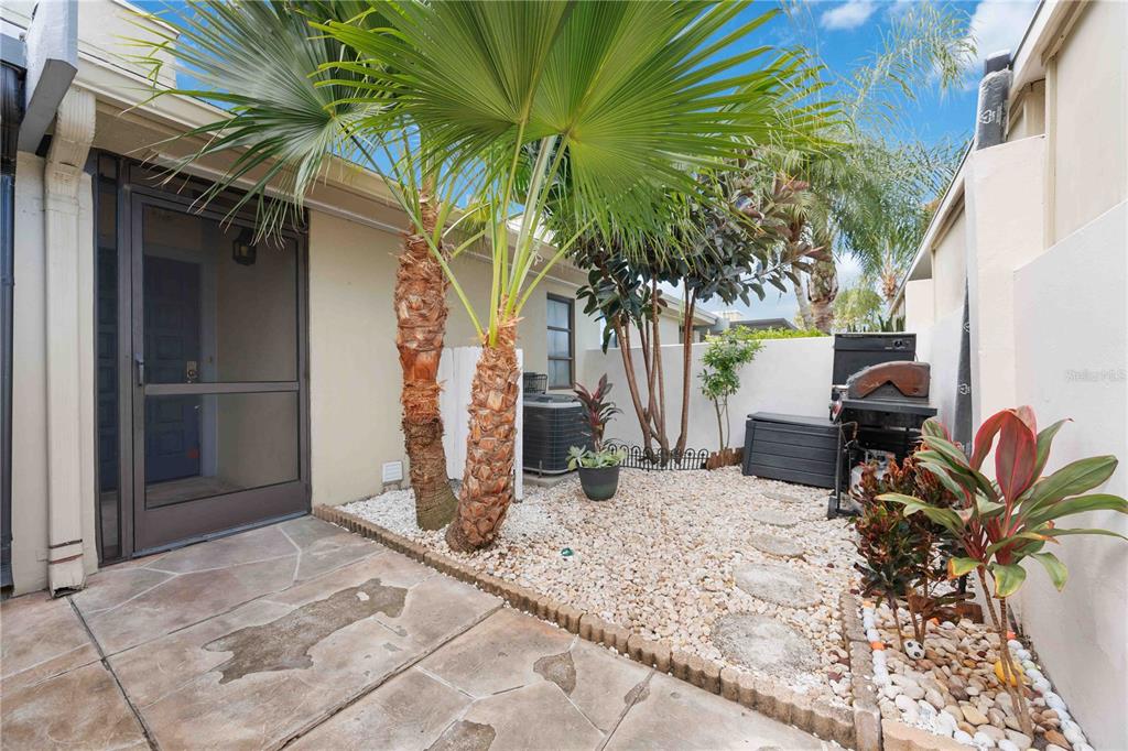 2767 HORSESHOE COURT UNIT Q-3
