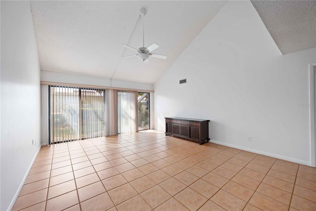 2767 HORSESHOE COURT UNIT Q-3