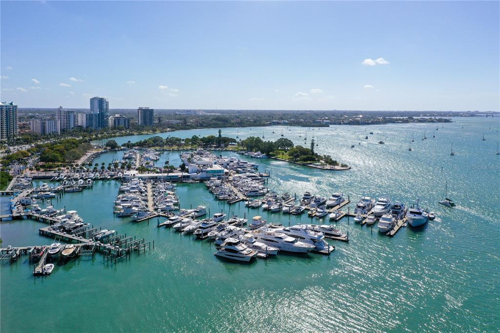 631 N ORANGE AVENUE UNIT 208