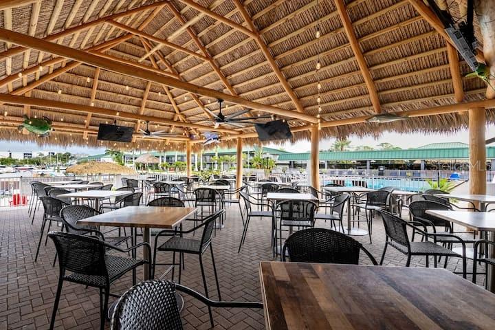 7150 N TAMIAMI TRAIL UNIT S-61