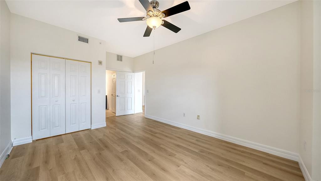 1064 N TAMIAMI TRAIL UNIT 1435