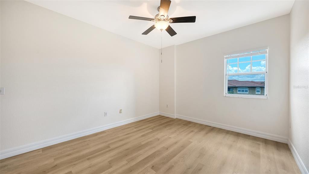 1064 N TAMIAMI TRAIL UNIT 1435