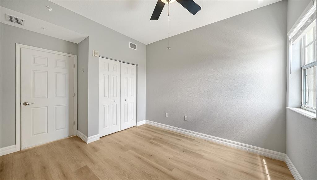 1064 N TAMIAMI TRAIL UNIT 1435