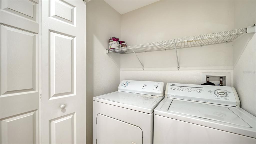 1064 N TAMIAMI TRAIL UNIT 1435