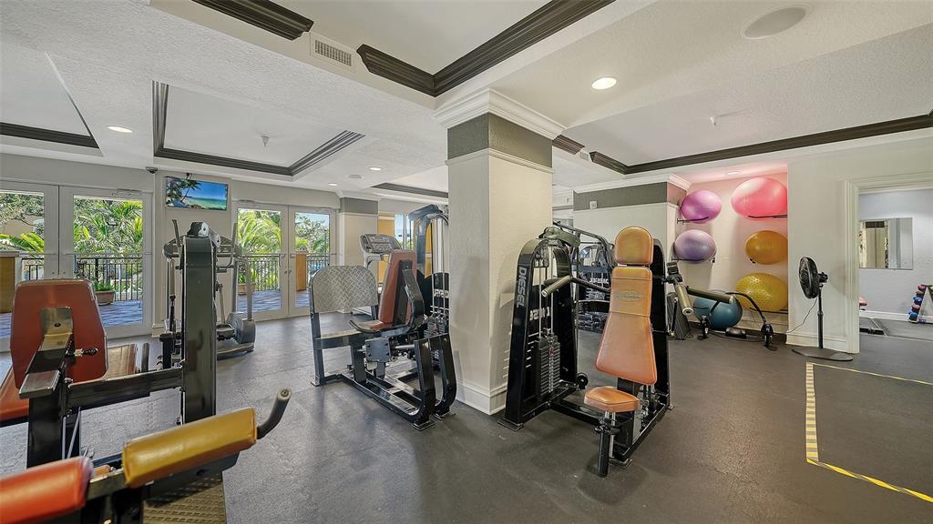 1064 N TAMIAMI TRAIL UNIT 1435