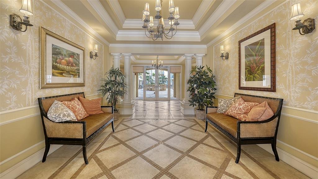1064 N TAMIAMI TRAIL UNIT 1435