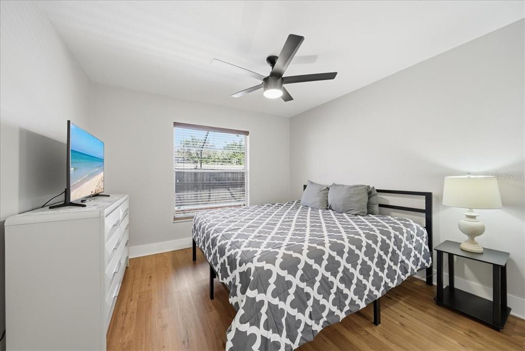 5883 WHISTLEWOOD CIRCLE