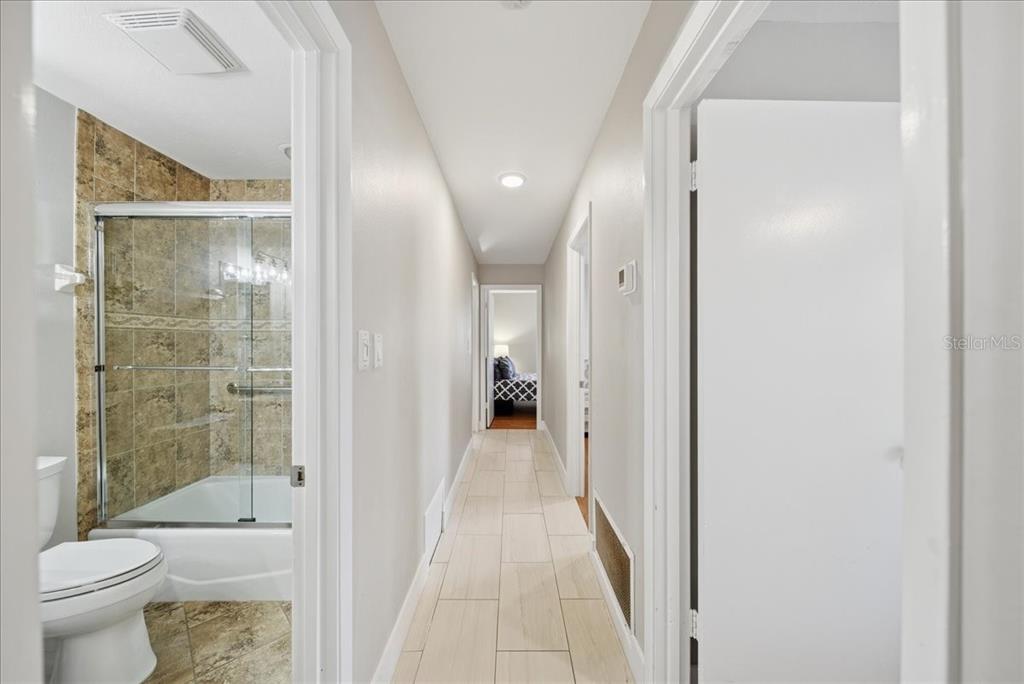 5883 WHISTLEWOOD CIRCLE